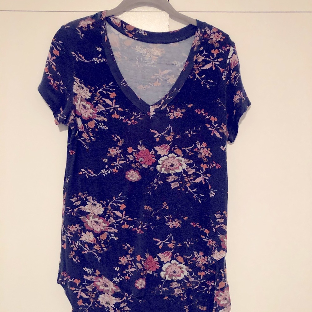 Latched Mama Floral V-Neck Boyfriend Nursing Tee